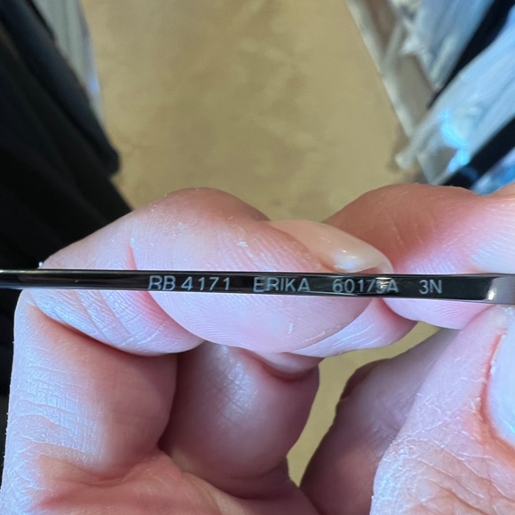 COPY - Ray-Ban "Erika Classic" - Picture 8 of 9